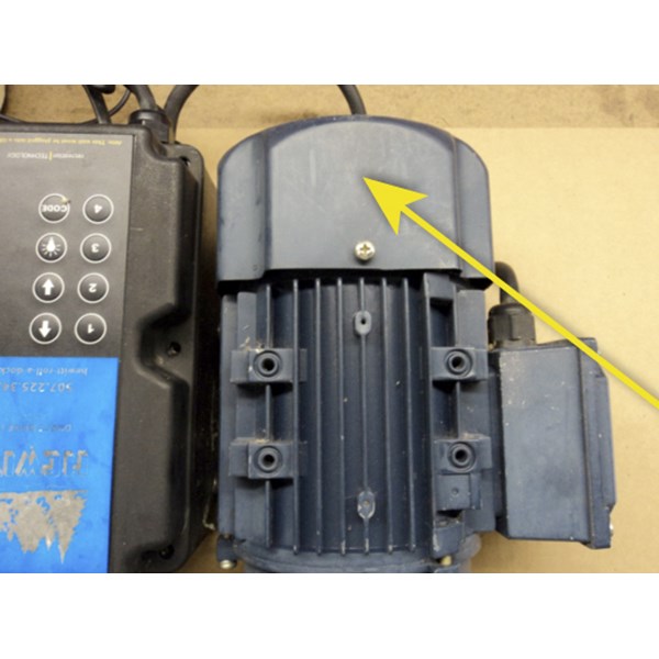 Old Commander 3 Phase End Housing